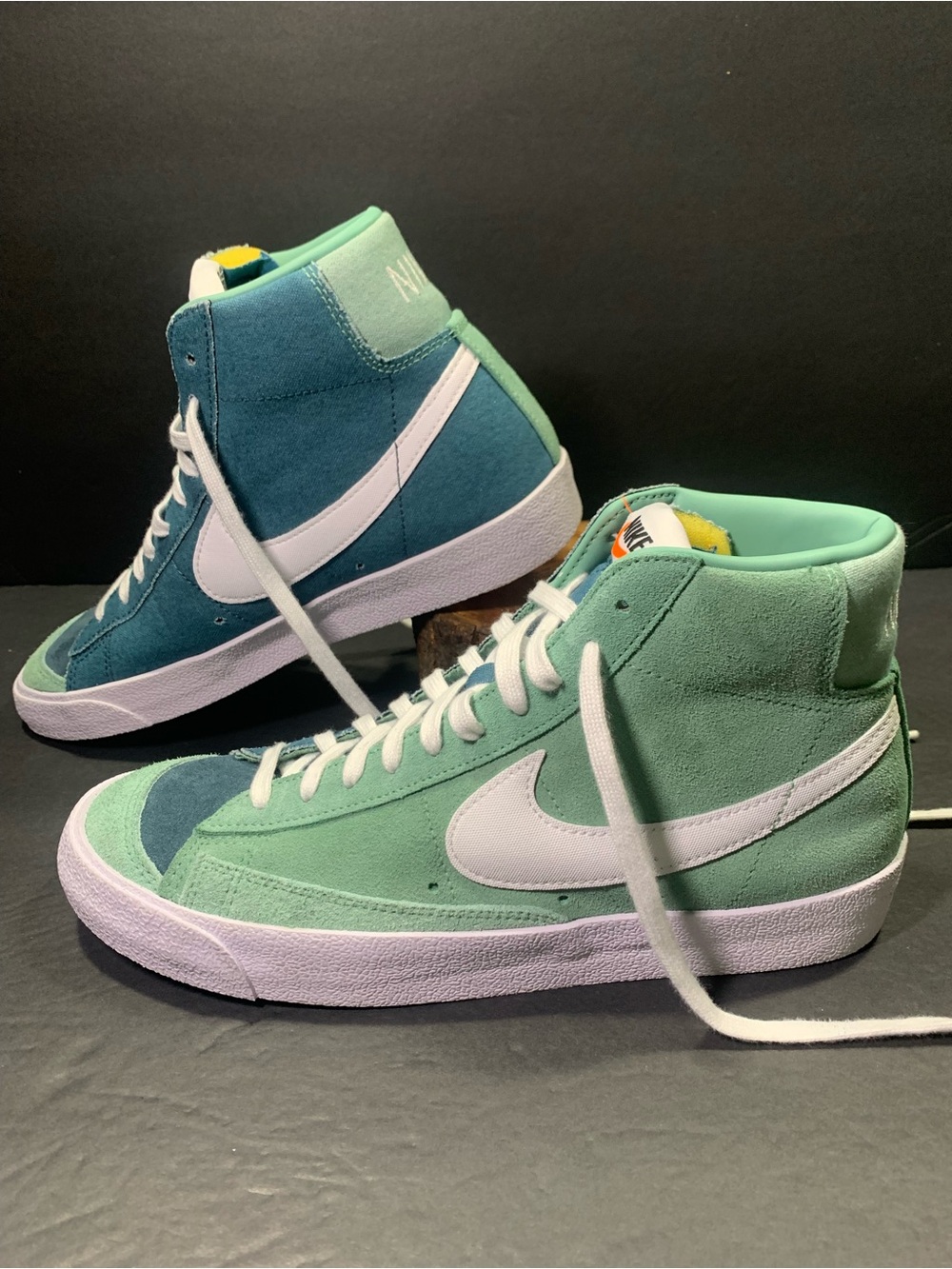 Nike Blazer ‘77 Men’s Vintage Mid Green Suede “ Healing Jade “ Shoe Size - 9